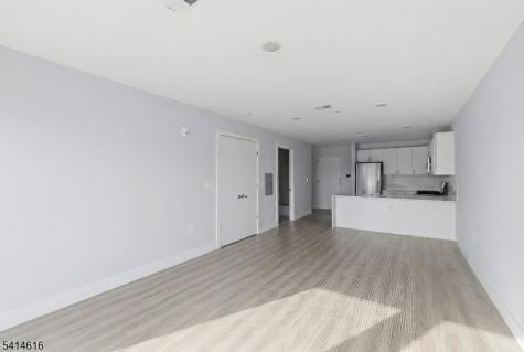 526 Mulberry Street Newark NJ 07114