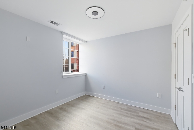 526 Mulberry Street Newark NJ 07114