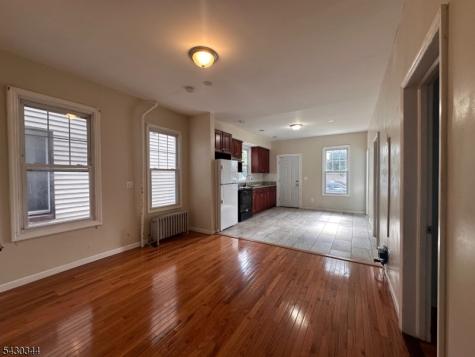 130 Washington Avenue Elizabeth NJ 07202