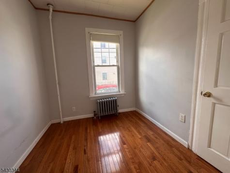 130 Washington Avenue Elizabeth NJ 07202