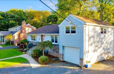 684 Spring Avenue Ridgewood Village NJ 07450