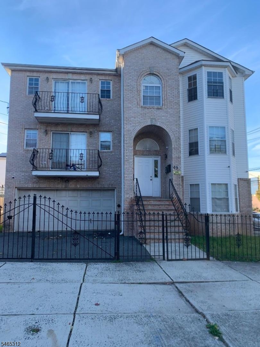 49 Littleton Avenue Newark NJ 07107