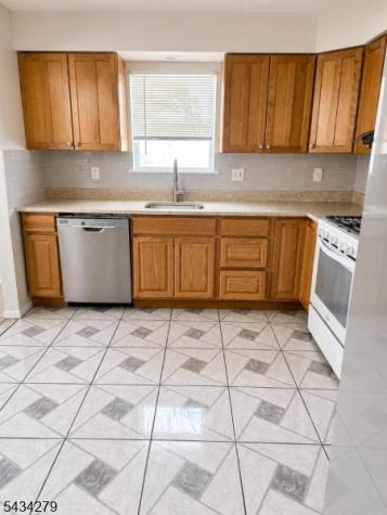 341 Yale Avenue Hillside NJ 07205