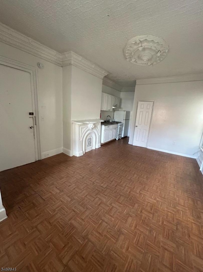 620 Madison Avenue Elizabeth NJ 07201