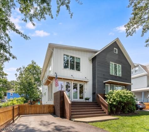 8 Willard Place Montclair NJ 07042
