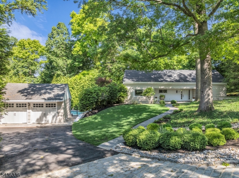 17 Hilltop Terrace Red Bank NJ 07701