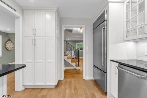 17 Hilltop Terrace Red Bank NJ 07701