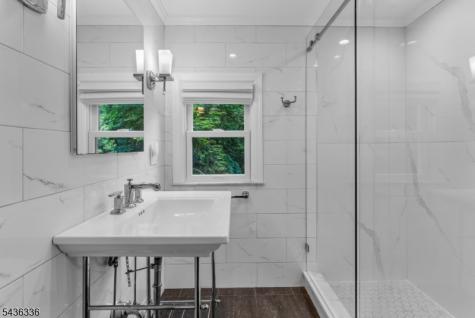 17 Hilltop Terrace Red Bank NJ 07701