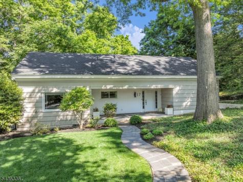 17 Hilltop Terrace Red Bank NJ 07701