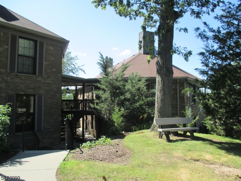 181 Long Hill 11-14 Little Falls NJ 07424