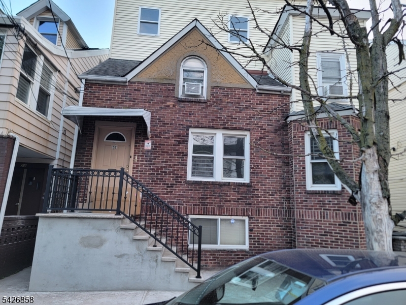 22 Nichols Street Newark NJ 07105