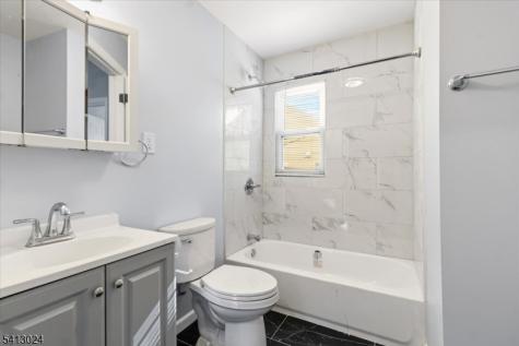 76 Grumman Avenue Newark NJ 07112
