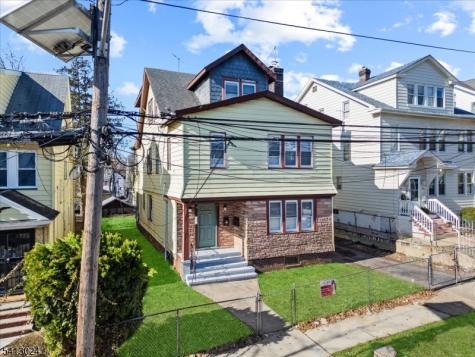76 Grumman Avenue Newark NJ 07112