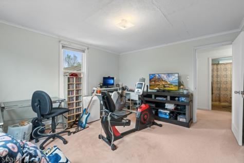 824 Pompton Avenue Cedar Grove NJ 07009