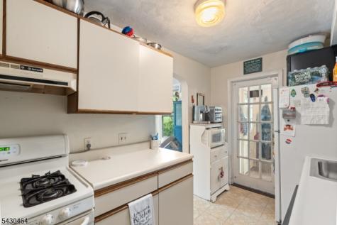 824 Pompton Avenue Cedar Grove NJ 07009