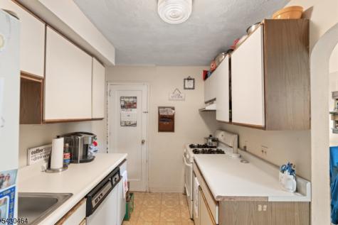 824 Pompton Avenue Cedar Grove NJ 07009