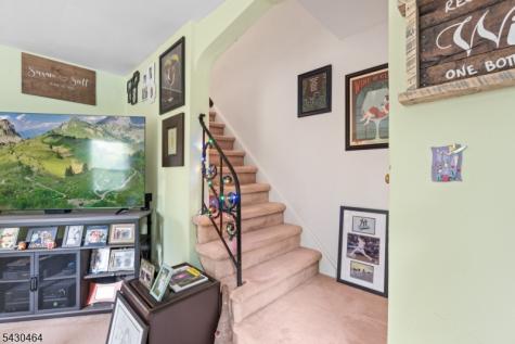 824 Pompton Avenue Cedar Grove NJ 07009