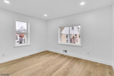 36 Melrose Avenue North Arlington NJ 07031