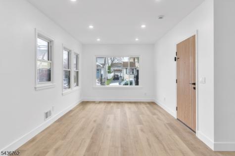 36 Melrose Avenue North Arlington NJ 07031