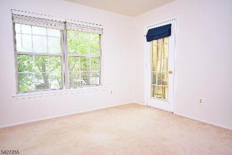 80 Oswestry Way Franklin NJ 08873