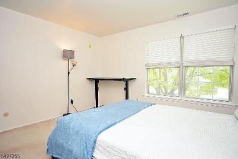80 Oswestry Way Franklin NJ 08873