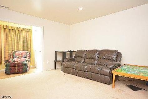 80 Oswestry Way Franklin NJ 08873