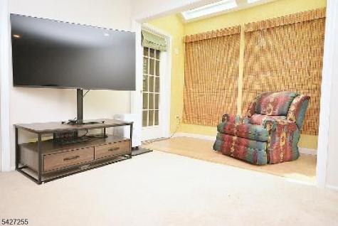 80 Oswestry Way Franklin NJ 08873
