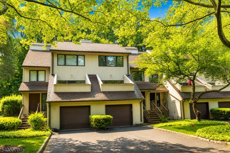 7 Newcastle Court Mountain Lakes NJ 07046
