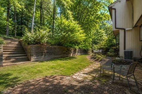 7 Newcastle Court Mountain Lakes NJ 07046