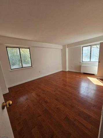 275 Prospect Street East Orange NJ 07017