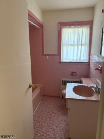 1040 Mcbride Avenue Woodland Park NJ 07424