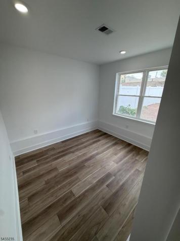380 S 10th Street Newark NJ 07103