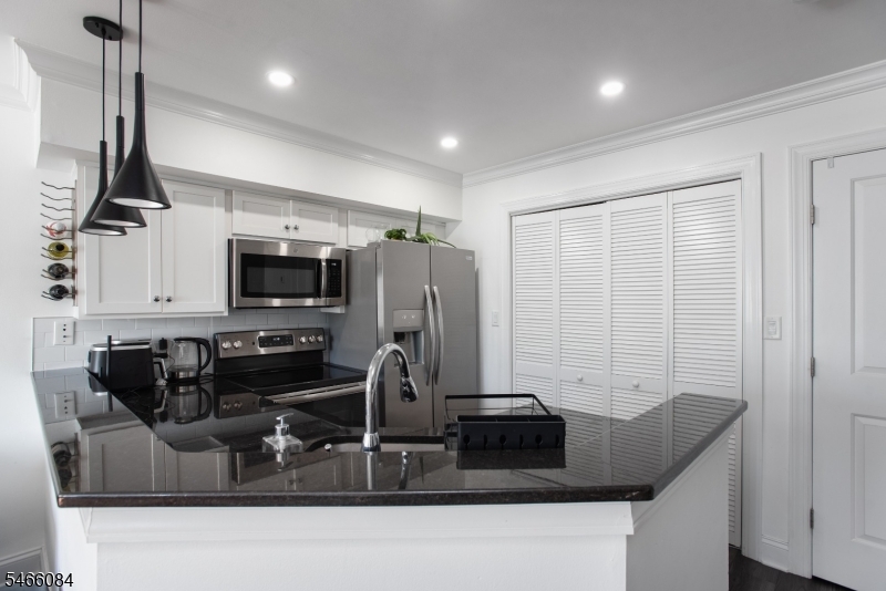12 Cortland Lane Bedminster NJ 07921