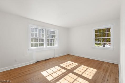 154 N Franklin Turnpike Hohokus NJ 07423
