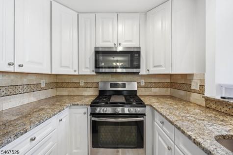 261 Riverwalk Way Clifton NJ 07014