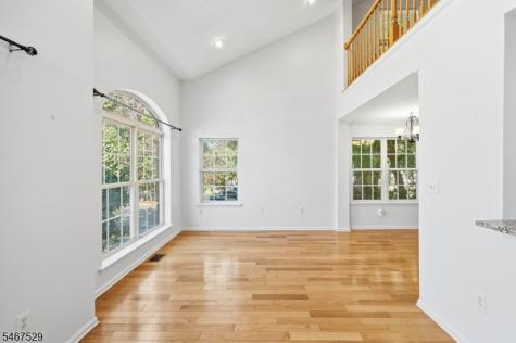 261 Riverwalk Way Clifton NJ 07014