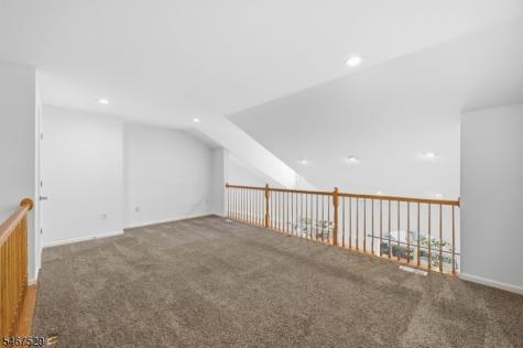 261 Riverwalk Way Clifton NJ 07014