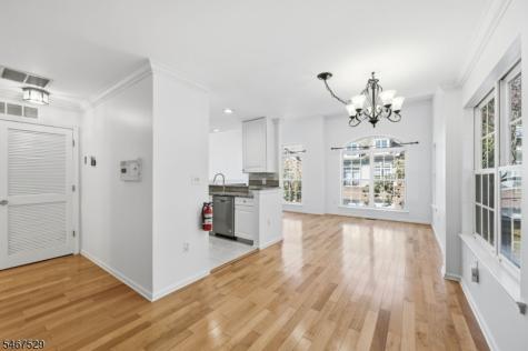 261 Riverwalk Way Clifton NJ 07014