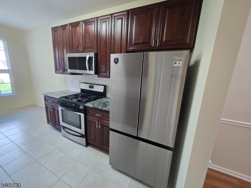 3 Reins Court Franklin NJ 08873