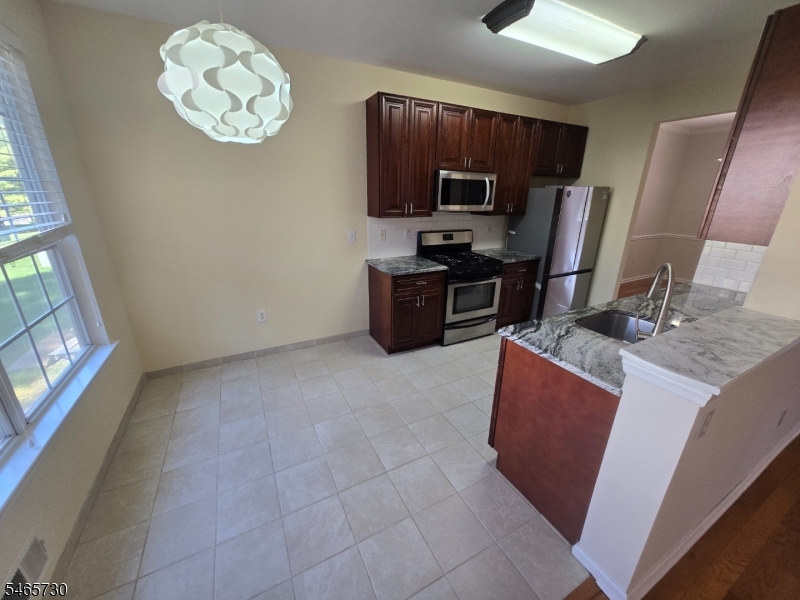 3 Reins Court Franklin NJ 08873