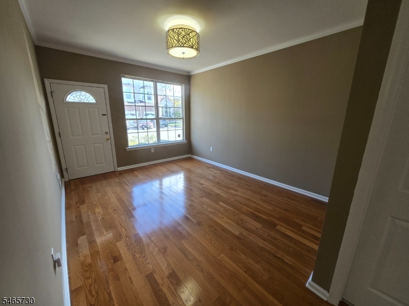 3 Reins Court Franklin NJ 08873