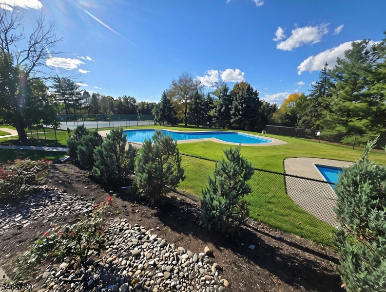 3 Reins Court Franklin NJ 08873