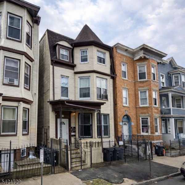 139 Clifton Avenue Newark NJ 07104