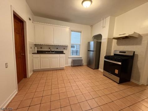 139 Clifton Avenue Newark NJ 07104
