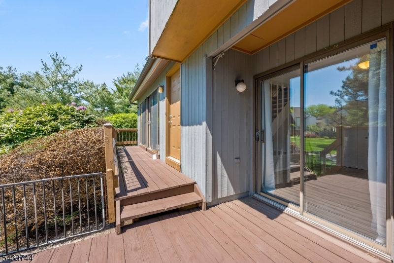 30 Chestnut Ct Ondo Bernards NJ 07920