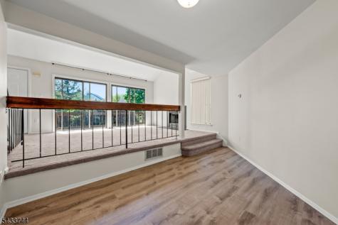 30 Chestnut Ct Ondo Bernards NJ 07920