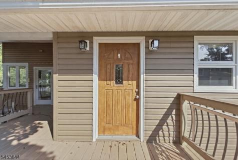 19 Harmony Terrace Harmony NJ 08865