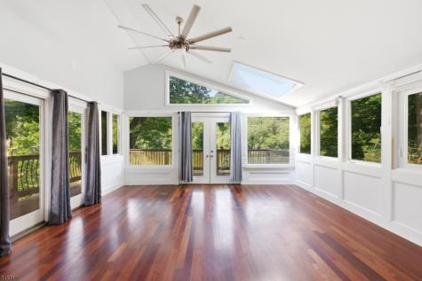 19 Harmony Terrace Harmony NJ 08865