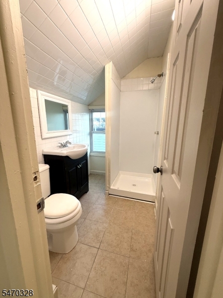 918 Grove Street Irvington NJ 07111