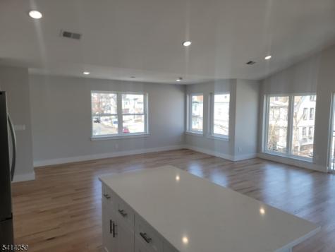 118 Shephard Avenue Newark NJ 07112